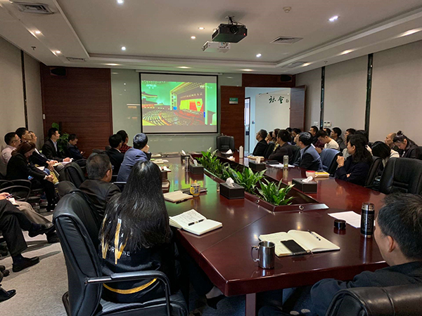 贵宾会动力集团组织集中观看纪念改革开放四十周年庆祝大会